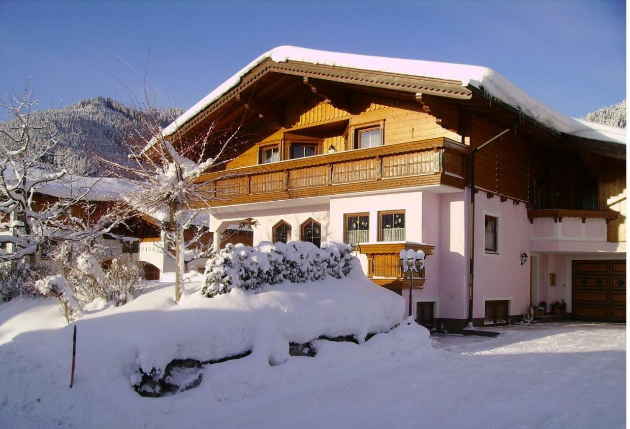 Ferienwohnungen Haus Sonnenschein Flachau Exteriör bild